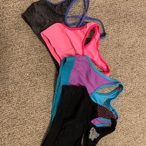 BUNDLE😍 4 kids sportsbras